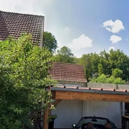 Uriges 60qm In Einem Alten Haeuschen Am Waldrand - 10km Bis Wuerzburg Apartman *
