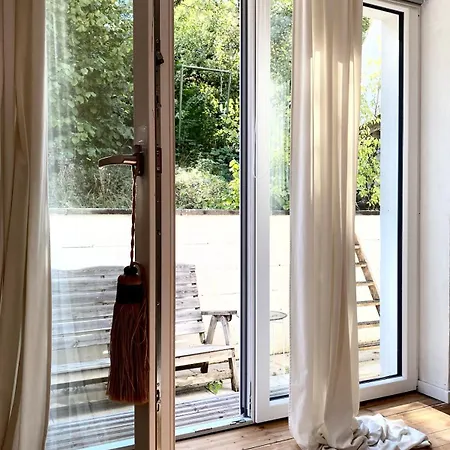 Uriges 60qm In Einem Alten Haeuschen Am Waldrand - 10km Bis Wuerzburg Apartman *